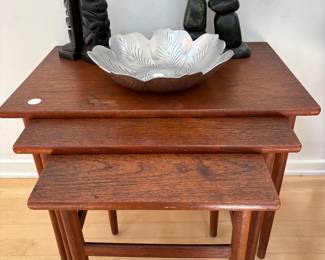 MCM nesting tables. Danish