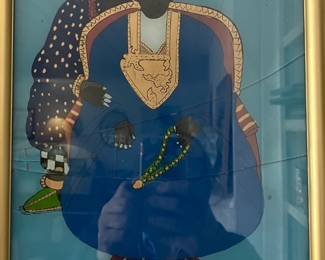 Glass art by Artist Gora M Bengue it is cracked 