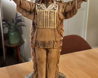 Large #1 Illini Chief decanter.
Missing two fingers on left hand. Seal broken.