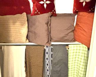 Large pillows and throws