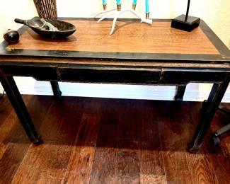 Distinguished Drexel Heritage Asian style writing desk
