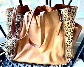 Dooney&Bourke Hobo shoulder bag