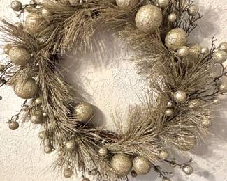 Silver wreath