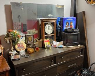 House-upstairs, left bedroom