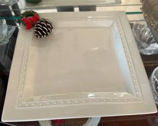 Nora Fleming platter - includes 2 charms