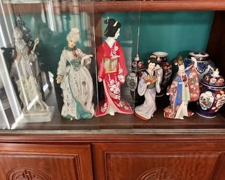 So many Geisha figurines & Imari