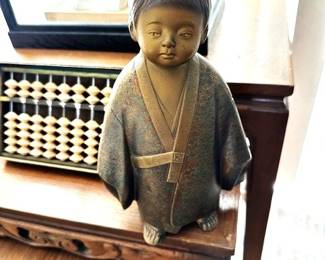 So cute!Bronze Japanese statue