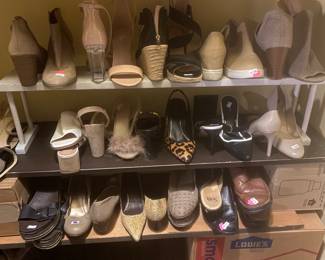 Designer shoes, size 8-9