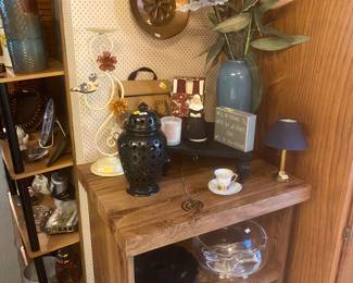 Cute cart, perfect for a coffee station