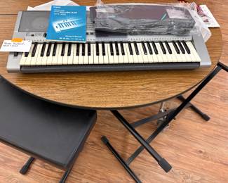 Keyboard, stand and bench - new in box