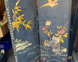 Two oriental motif screens