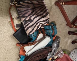 Many Purses