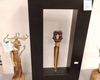 Lady jewelry stand, Korean art