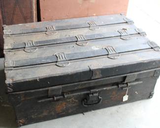 all-metal trunk