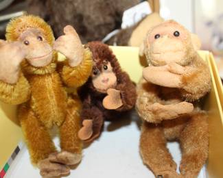 Steiff monkeys
