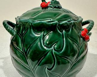 Lefton Hollyberry Cookie Jar