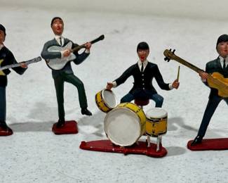 Beatle Cake Topper