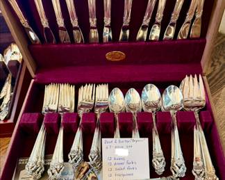 REED AND BARTON "EMPEROR" 67 PIECE PLACE SETTING.