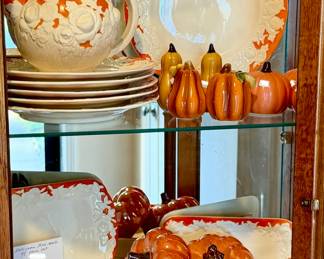 MORIYAMA MORI-MACHI 45 PIECE PLACE SETTING. MIX IT WITH PUMPKINS! SUPER FUN VINTAGE SET.
