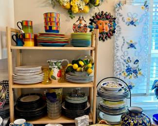 SO MANY DIFFERENT SETS!