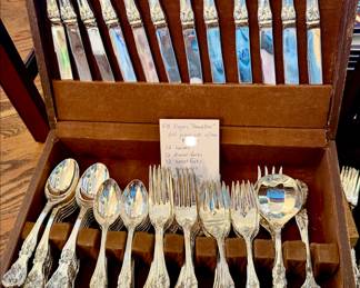 ROGERS "FRENCH ROSE" 64 PIECE PLACE SETTING.