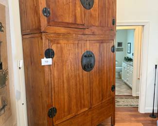 Available as a pre sell for 2000. Rare Large Chinese Mandarin Cub made from hunghu redwood circa mid 1800's. Item is 2 piece. Total dimensions are  106 x 22.5 x 62.