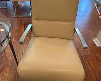 Bernhardt leather armchair - 2of 2