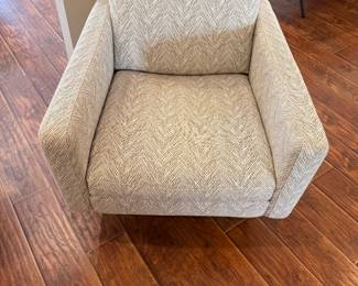 Natuzzi SPA Swivel Armchair