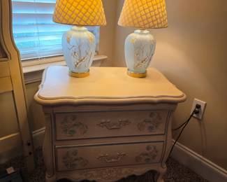 #9  Thomasville Night Stand  28"Wx17"Dx24"H   $85