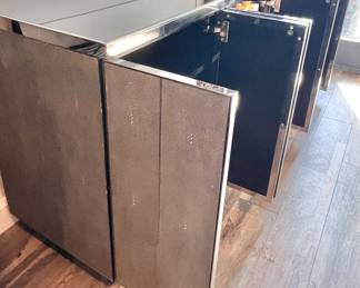 Mitchell Gold Console – Designer Detail, Excellent Condition