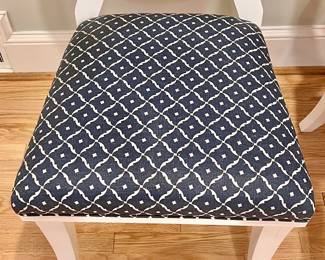Custom navy and white upholstered seats, all in excellent condition