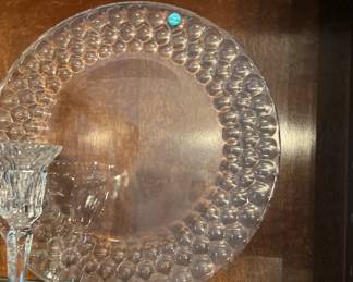 Tiffany charger size plate