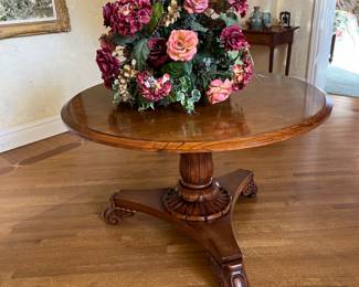 beautiful round pedestal table - 48w x 30h