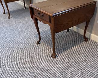 pair drop leaf side tables - 21w x 26d x 21h