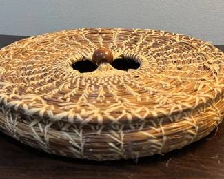 Charleston lidded sweet grass basket.
