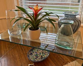 Glass Coffee table and vases