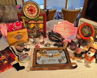 Large Harley Davidson Collectibles