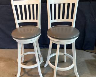 Wooden Swivel Counter Height Stools
