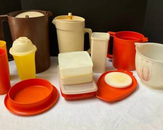 Tupperware Lot