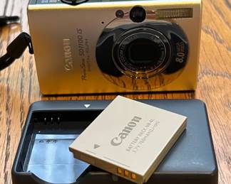 Canon SD1100 IS Digital ELPH