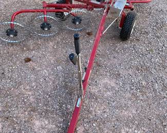 Estate Pull Behind Lawn Rake