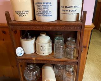 Kitchen
Stoneware jugs
Canning jars