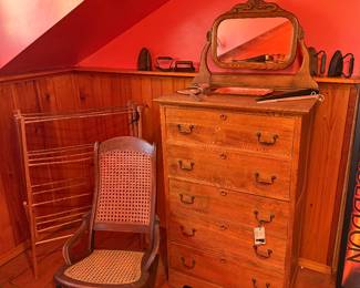 Bedroom 3
Tall dresser
Rocking chair
Drying rack
Hand irons 