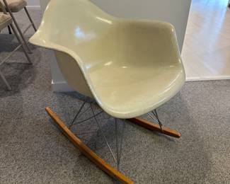 HERMAN MILLER ROCKING CHAIR
