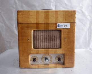 Wilcox Gay Recordio Jr. Am Record Player Recorder Model Tube Radio