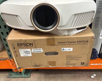 Epson Home Cinema 5050UB 4K PRO-UHD Projector w/ Remote