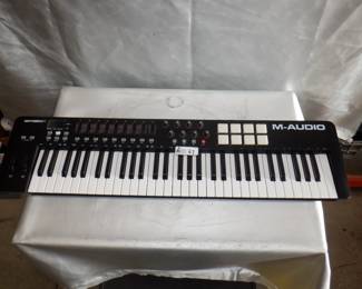 Muse Research Receptor 2+ Pro W/ M-audio Oxygen Mk IV Midi Keyboard