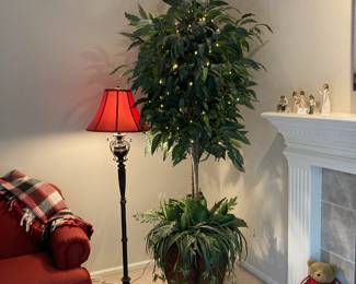 Traditional Style Bronze Tone Floor Lamp with Red Shade