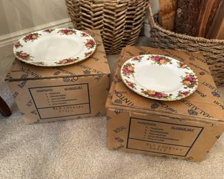 Royal Albert Old Country Roses Bone China Set
