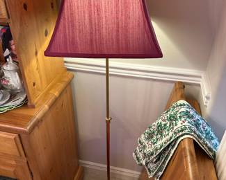Sleek Brass Floor Lamp with Burgundy Shade